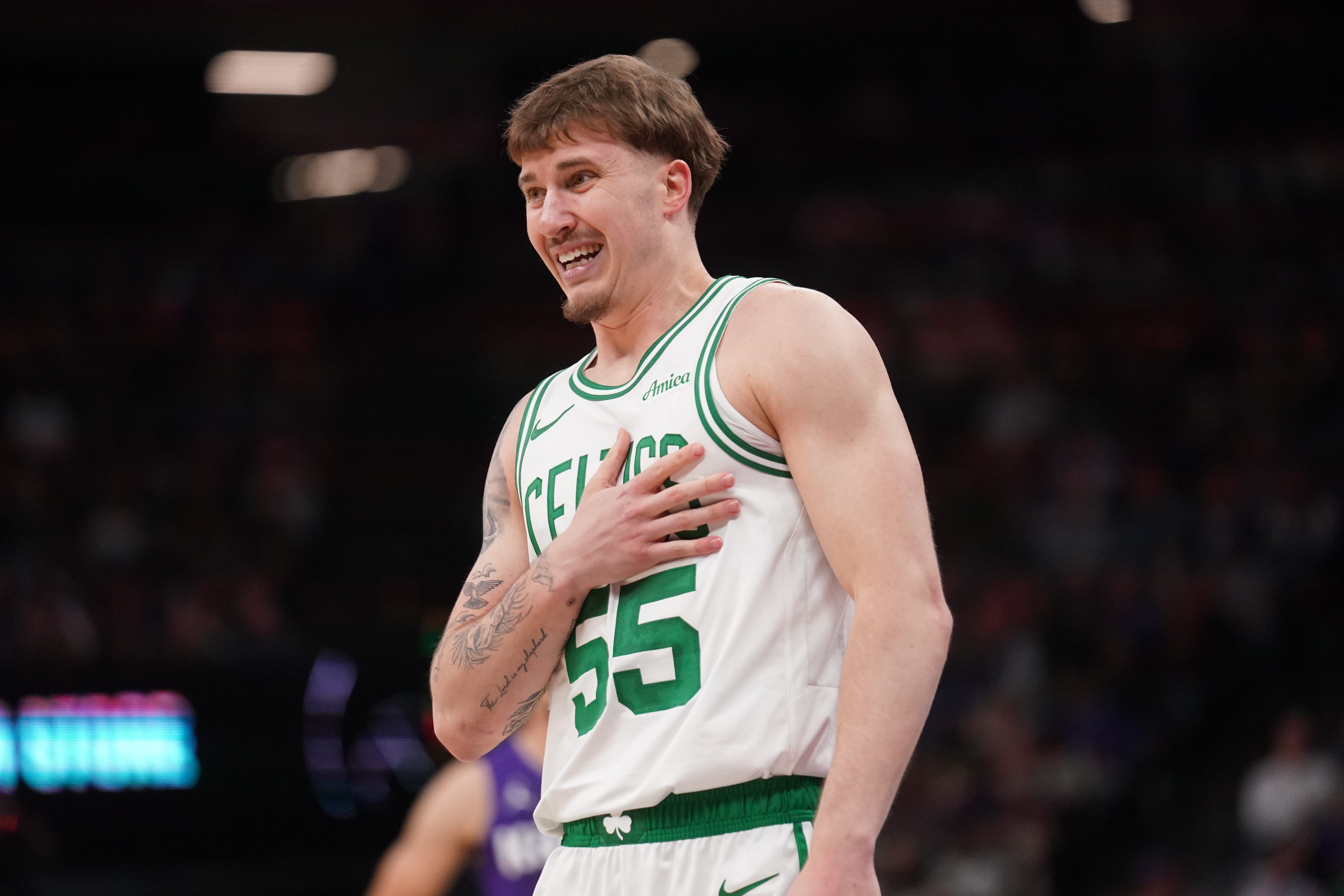 开云体育官网-箭如雨下!三阵凯尔特人第三节轰进9记三分 单节42-20净胜22分