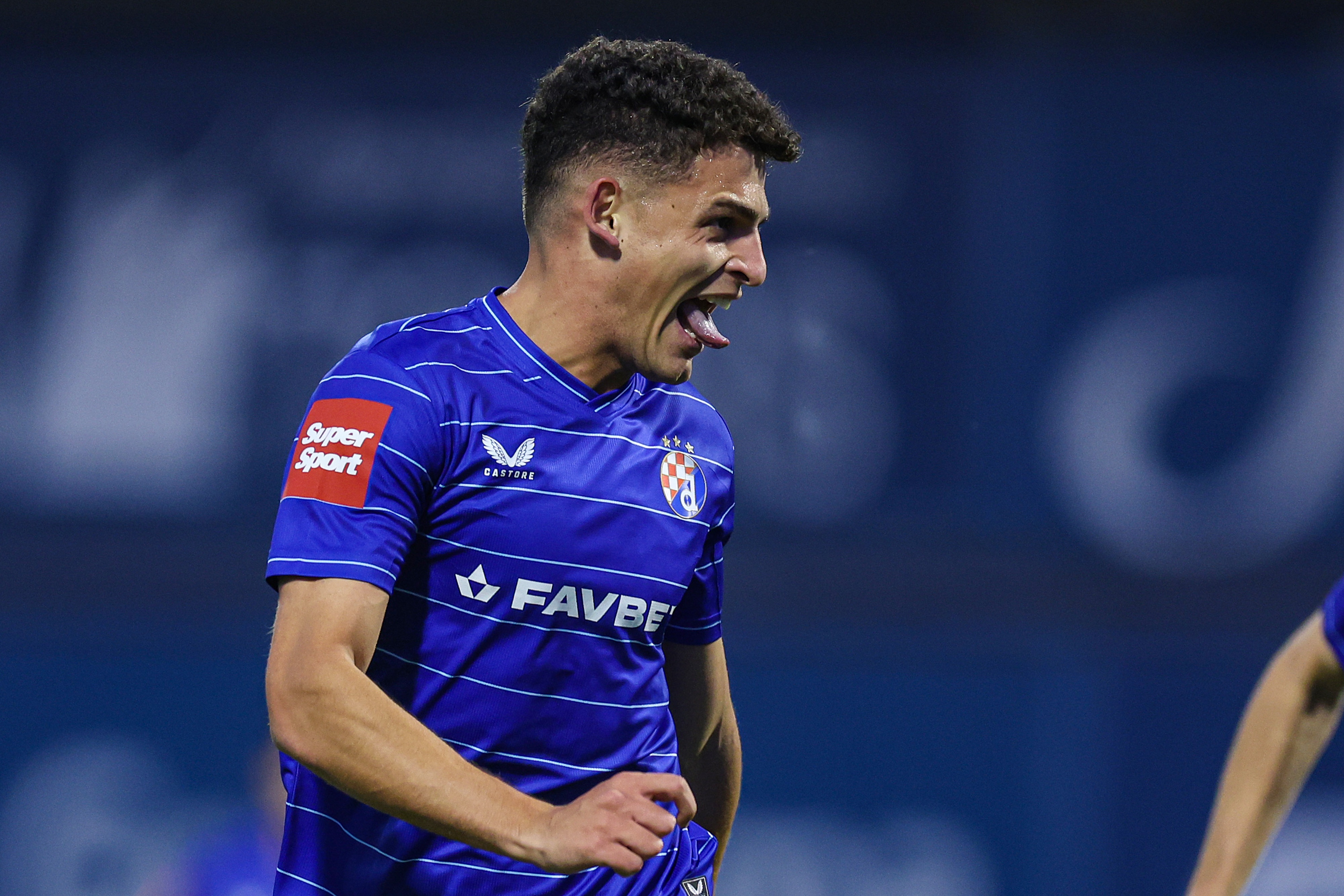 kaiyun-世体：拉齐奥计划超800万签21岁多明戈斯，巴萨有分成可小赚一笔